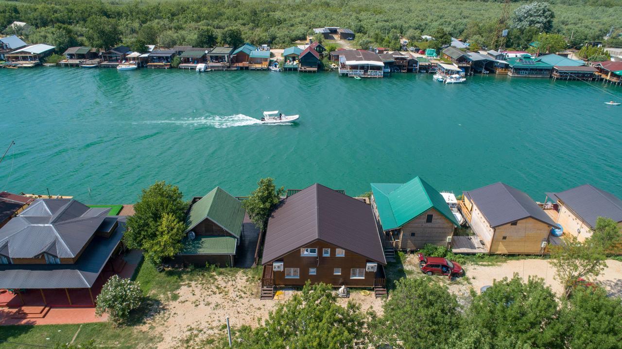 Hakuna Matata Apartments Улцин Екстериор снимка