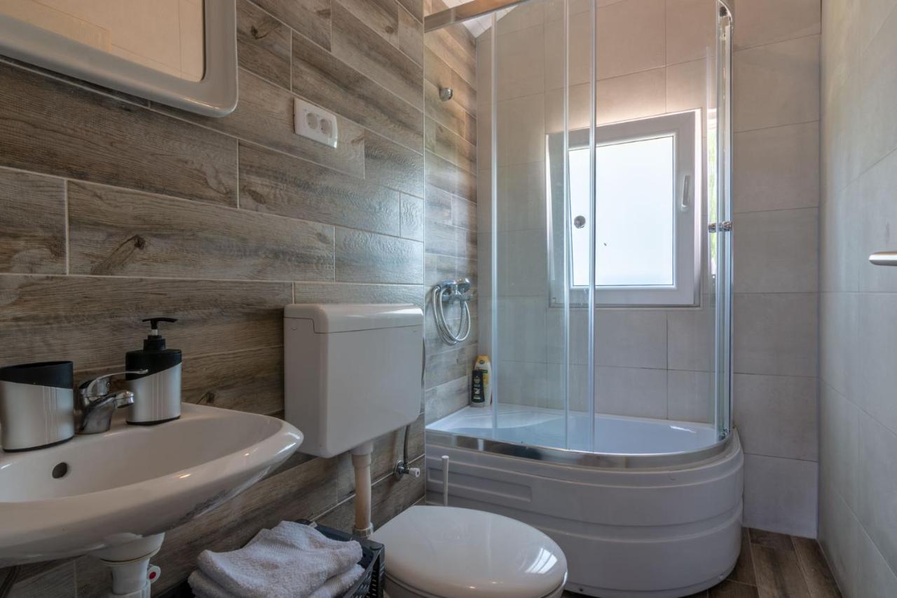 Hakuna Matata Apartments Улцин Екстериор снимка