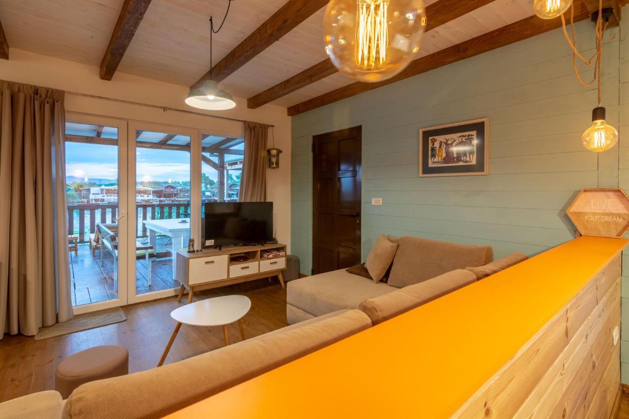 Hakuna Matata Apartments Улцин Екстериор снимка