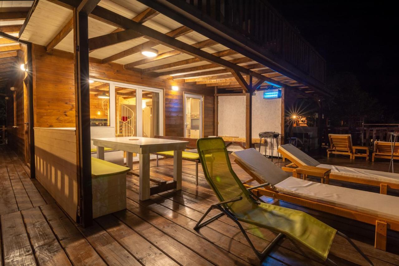 Hakuna Matata Apartments Улцин Екстериор снимка