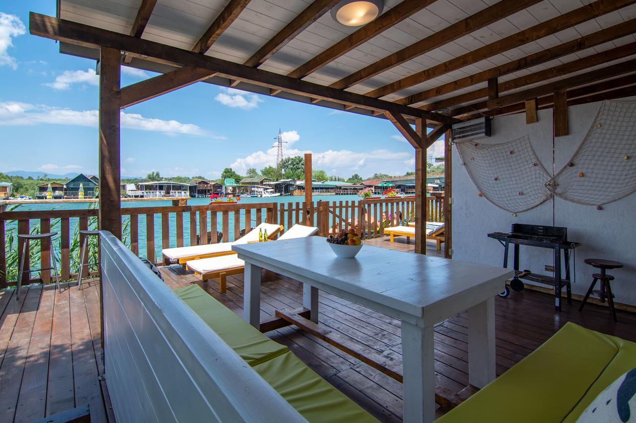 Hakuna Matata Apartments Улцин Екстериор снимка