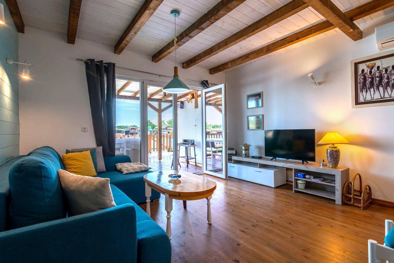 Hakuna Matata Apartments Улцин Екстериор снимка
