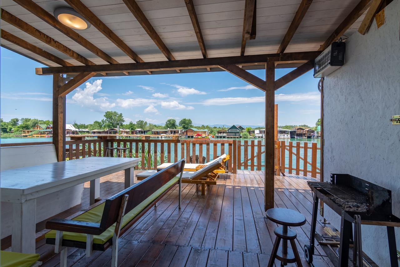 Hakuna Matata Apartments Улцин Екстериор снимка