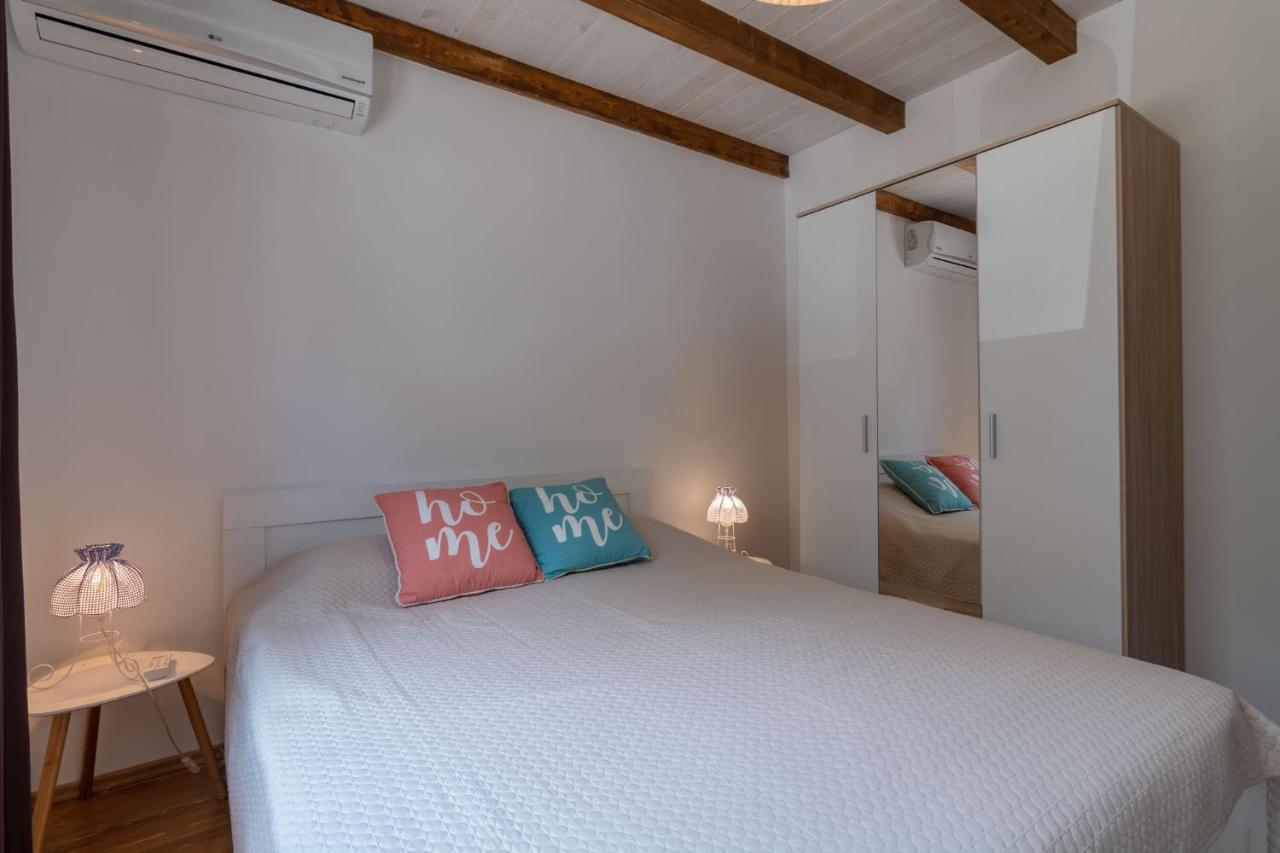 Hakuna Matata Apartments Улцин Екстериор снимка